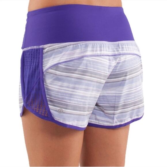 Lululemon Run: Sun Sprinter 4” Short in Elevation Stripe Bruised Berry Size 8 - Picture 2 of 14